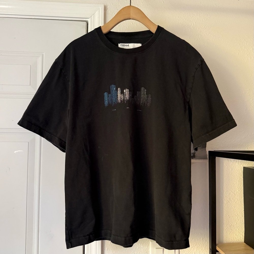 C2H4 black city skyline graphic logo crew neck knit‎ cotton short sleeve tee